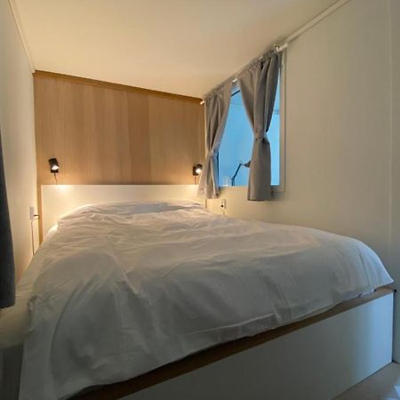 Entire Renovated Apartment From 1780 With Kitchen, Bath, Bedroom, And Living Room In Skuteviken Берген Екстериор снимка